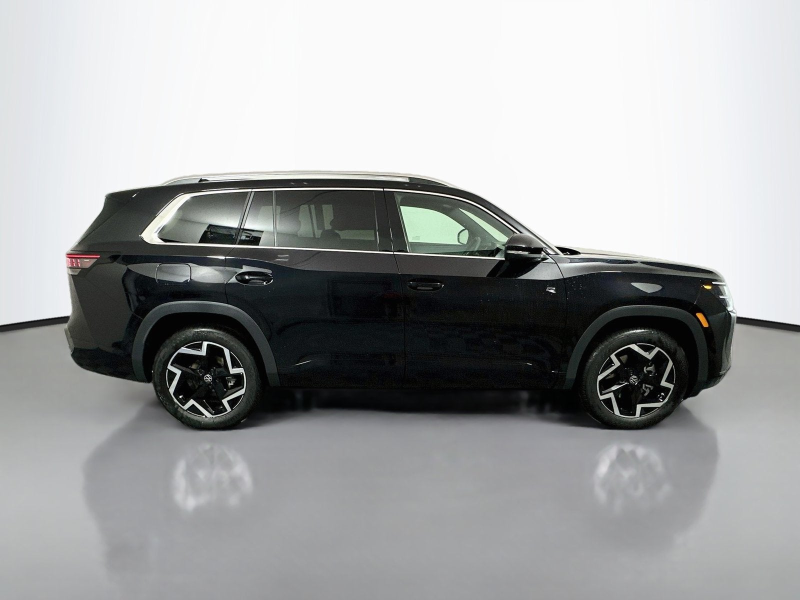 2027 Volkswagen Atlas 2.0T SEL