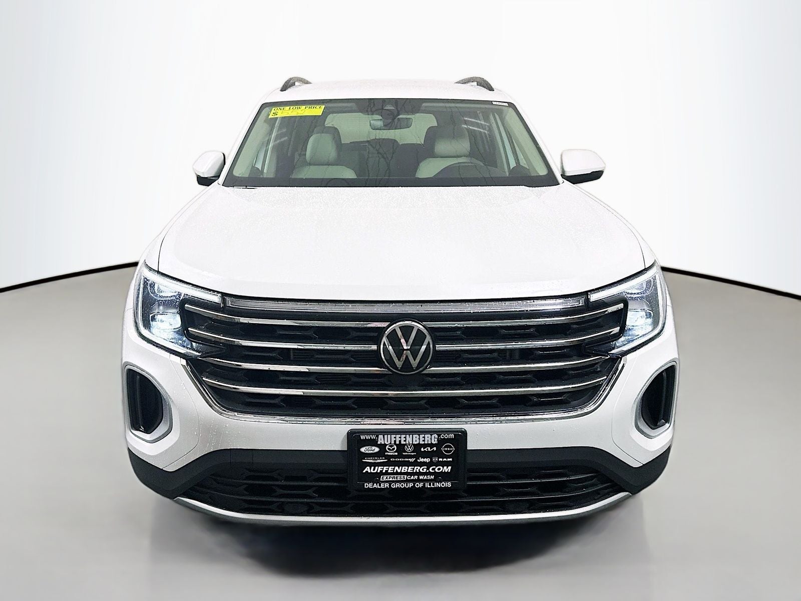 2026 Volkswagen Atlas 2.0T SE