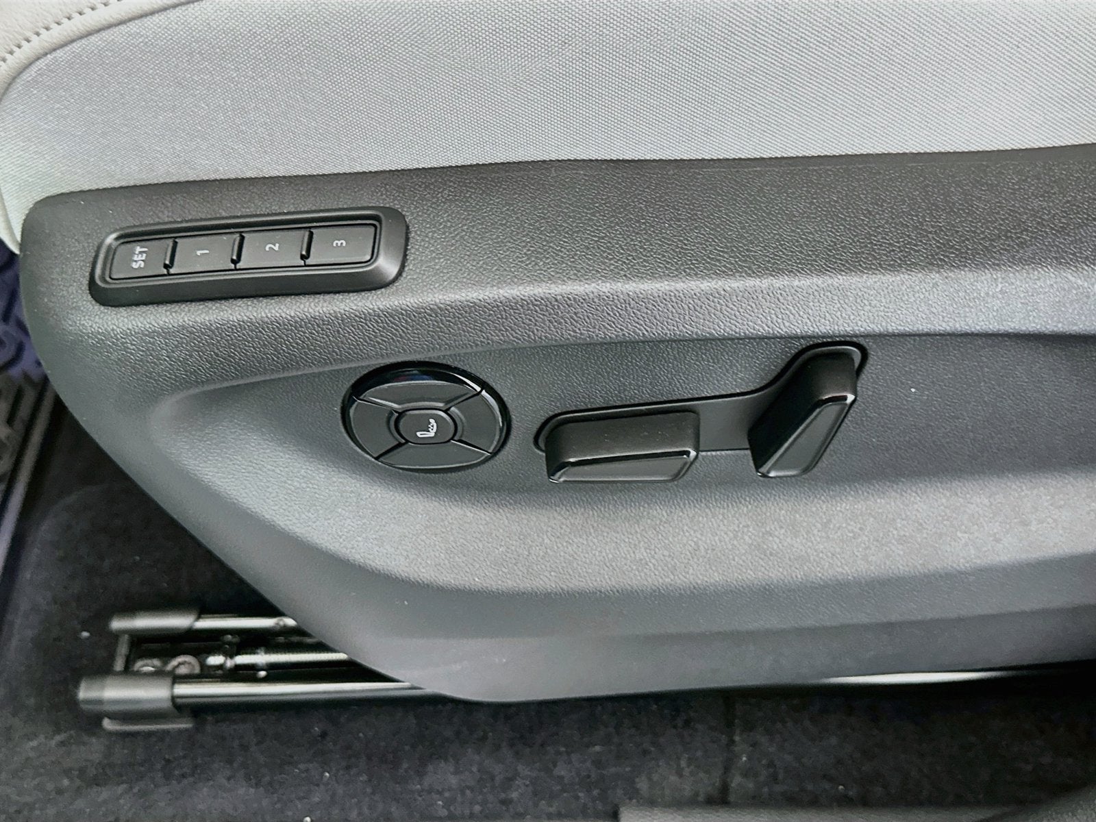 2027 Volkswagen Atlas 2.0T SEL