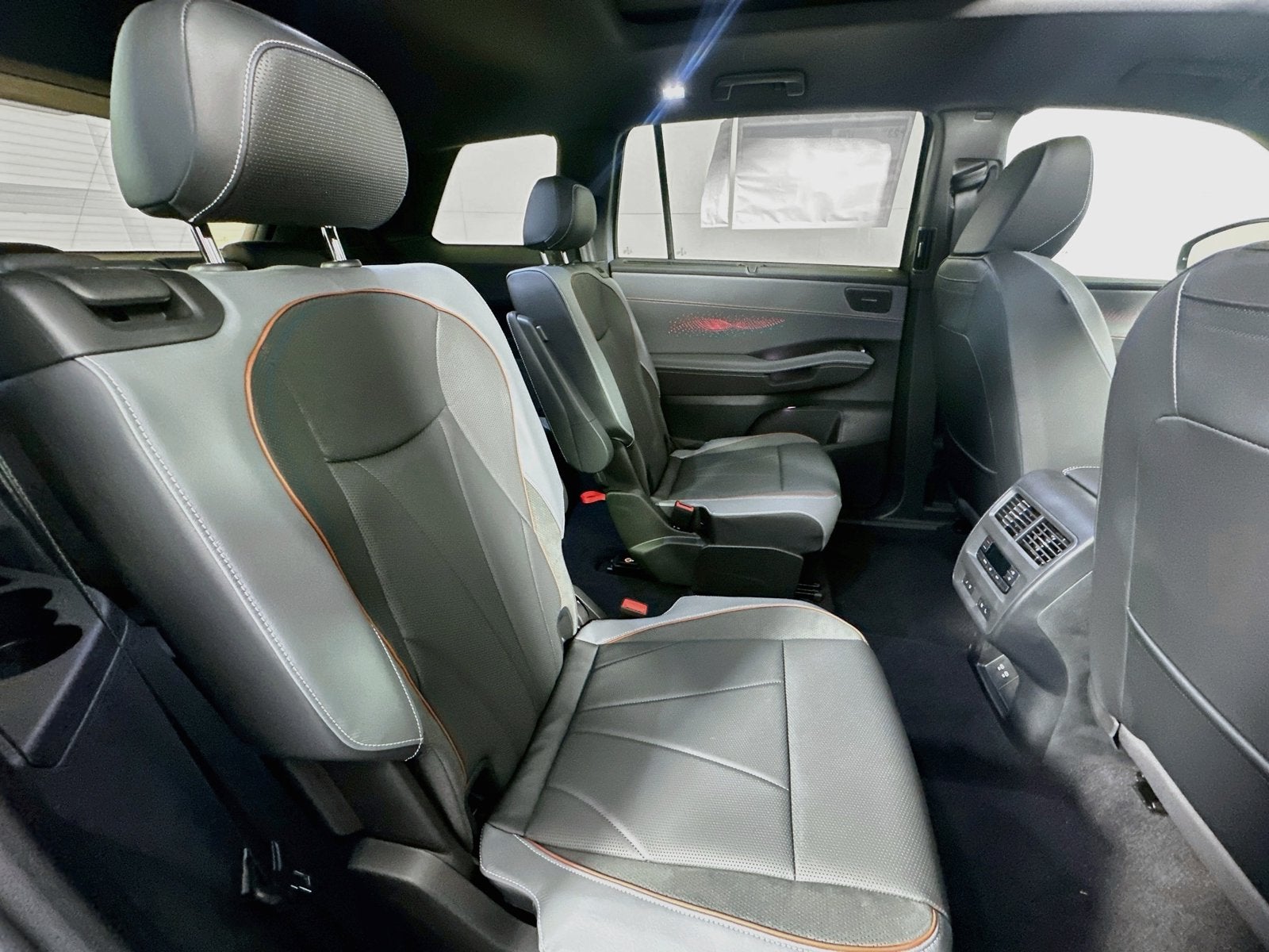 2027 Volkswagen Atlas SEL Premium R-Line
