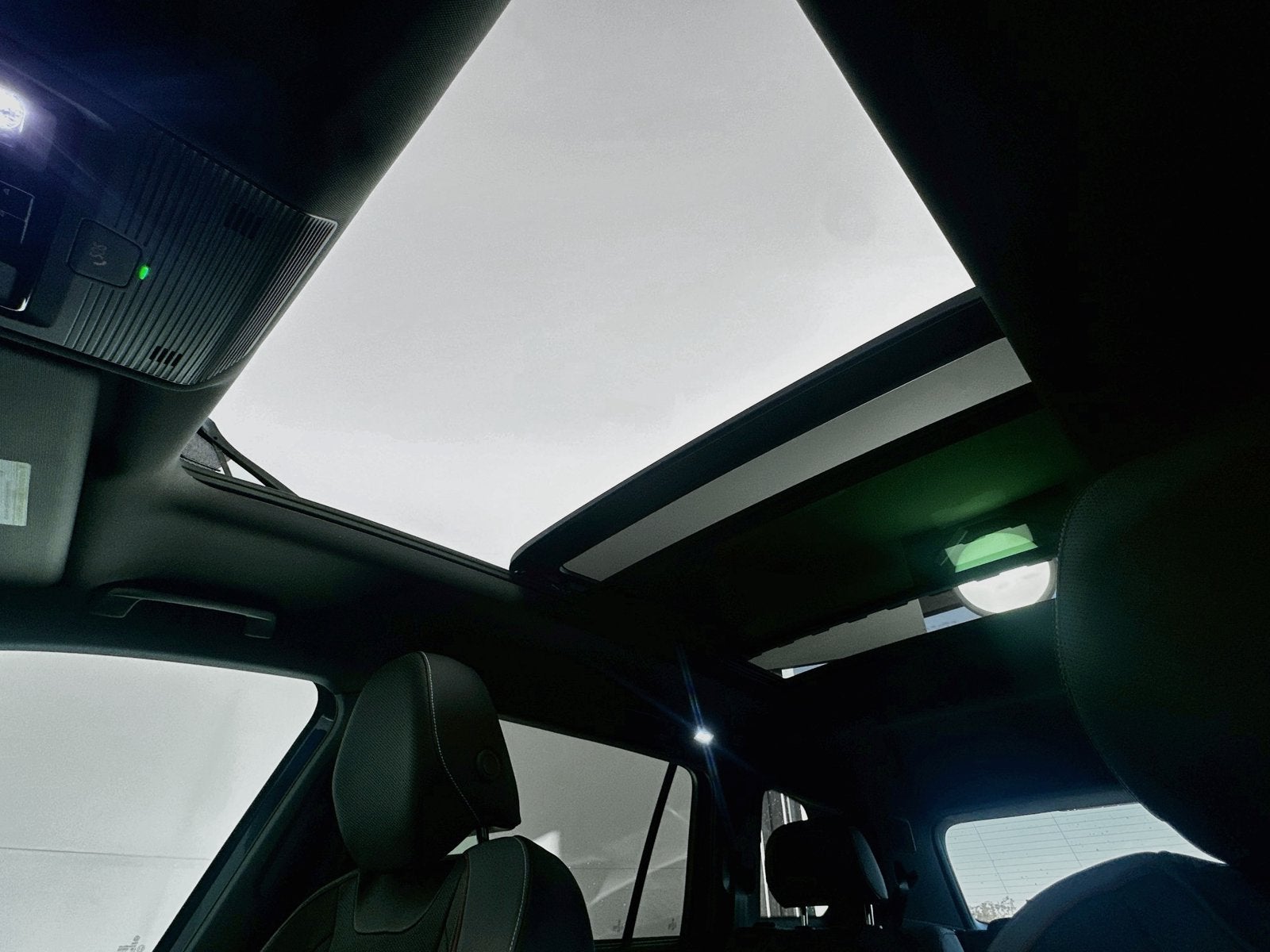 2027 Volkswagen Atlas SEL Premium R-Line