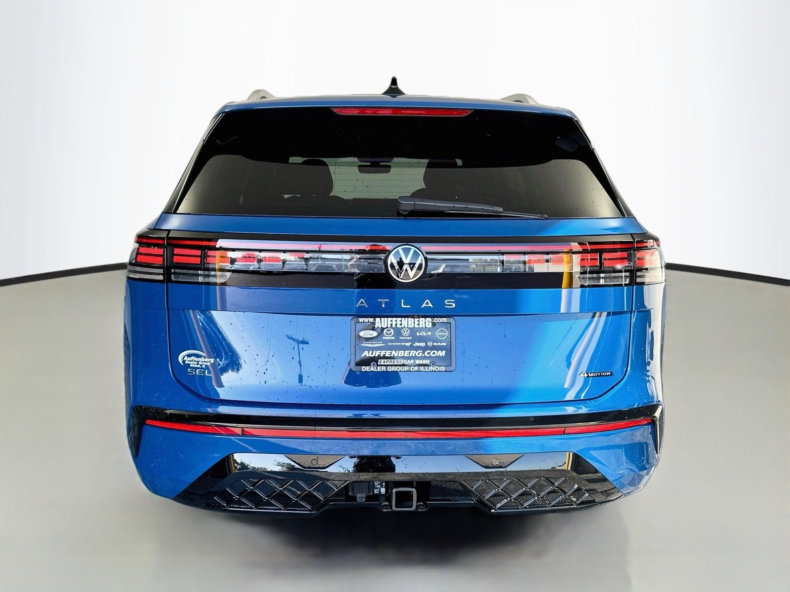 2027 Volkswagen Atlas SEL Premium R-Line