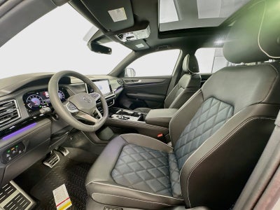 2026 Volkswagen Atlas Cross Sport SEL Premium R-Line
