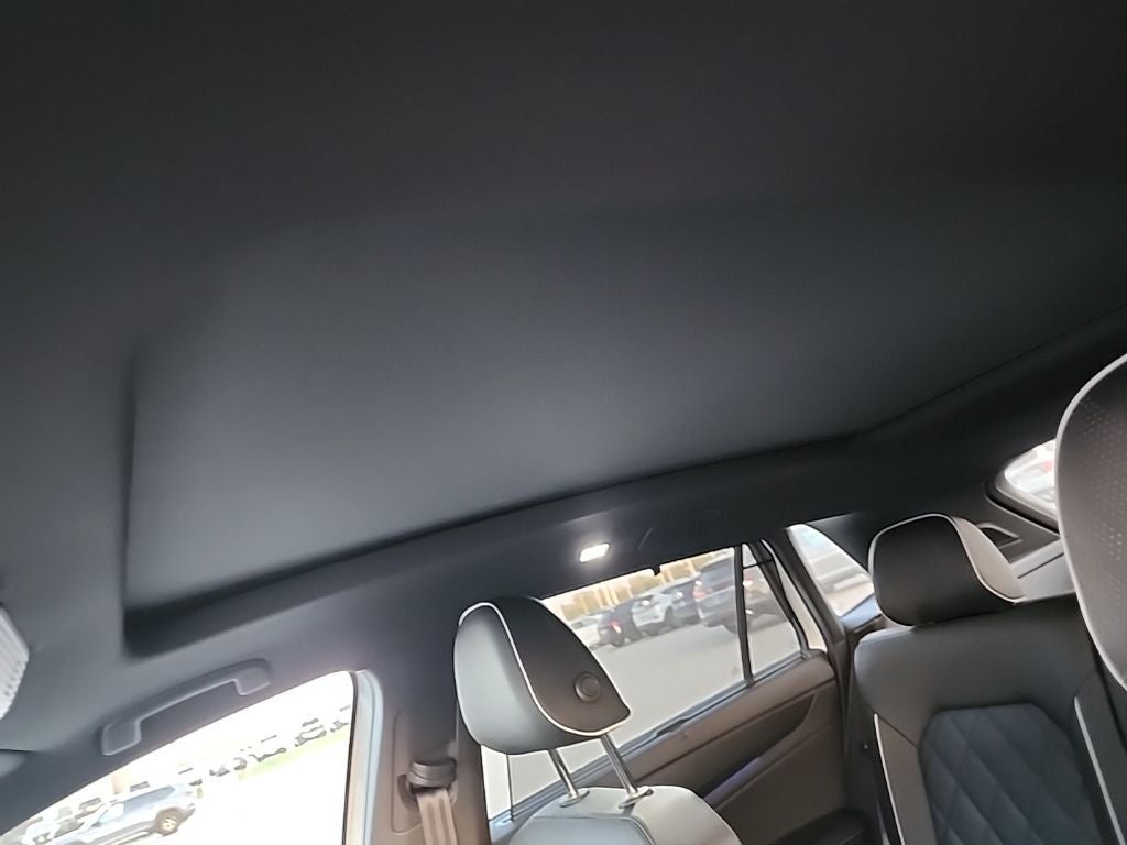 2025 Volkswagen Atlas Cross Sport 2.0T SEL Premium R-Line