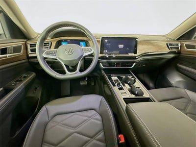 2026 Volkswagen Atlas 2.0T SE w/ Technology