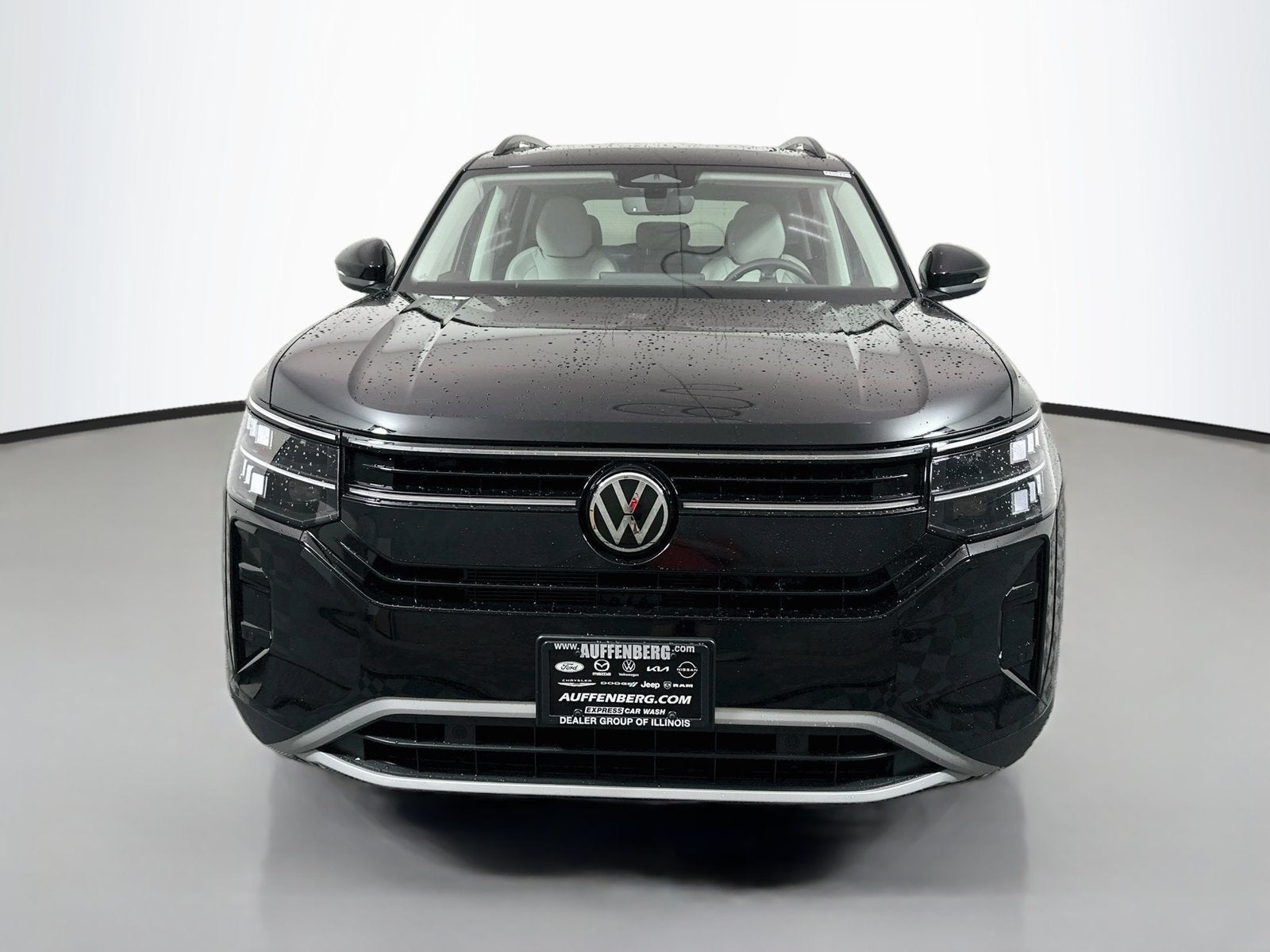 2027 Volkswagen Atlas 2.0T SE w/ Technology