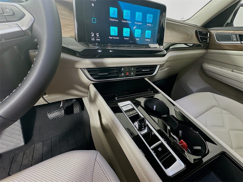 2026 Volkswagen Atlas 2.0T SE w/ Technology