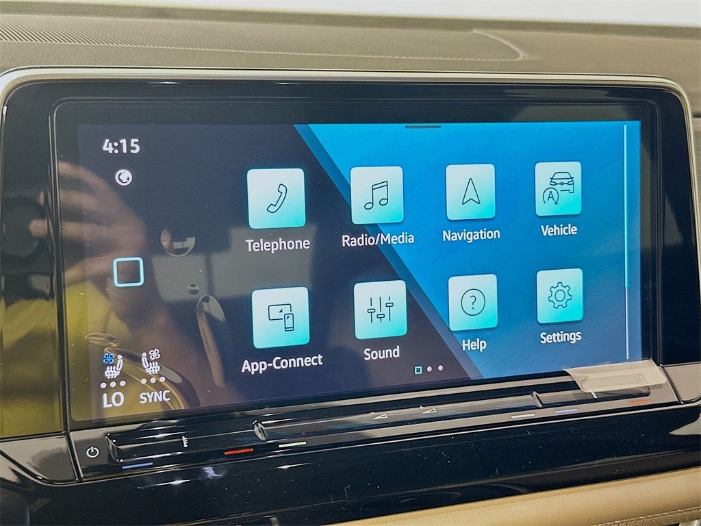 2026 Volkswagen Atlas Cross Sport 2.0T SE