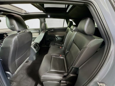 2023 Volkswagen Atlas Cross Sport 3.6L V6 SEL R-Line Black