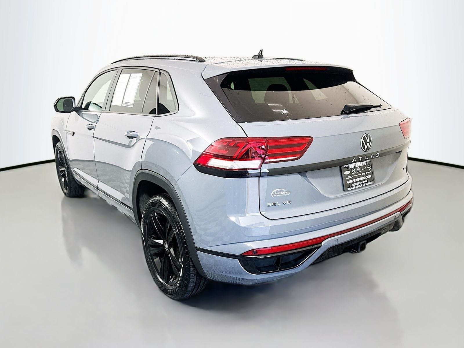 2023 Volkswagen Atlas Cross Sport 3.6L V6 SEL R-Line Black