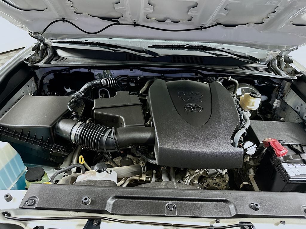 2022 Toyota Tacoma SR