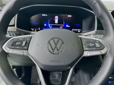 2026 Volkswagen Taos 1.5T SE Black