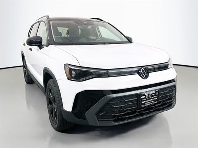 2026 Volkswagen Taos 1.5T SE Black
