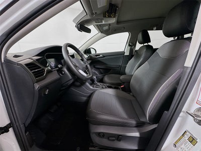 2026 Volkswagen Taos 1.5T SE Black