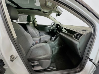 2026 Volkswagen Taos 1.5T SE Black