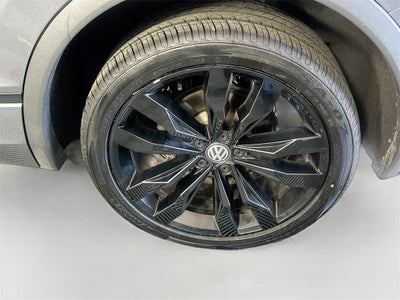 2021 Volkswagen Tiguan SE R-Line Black