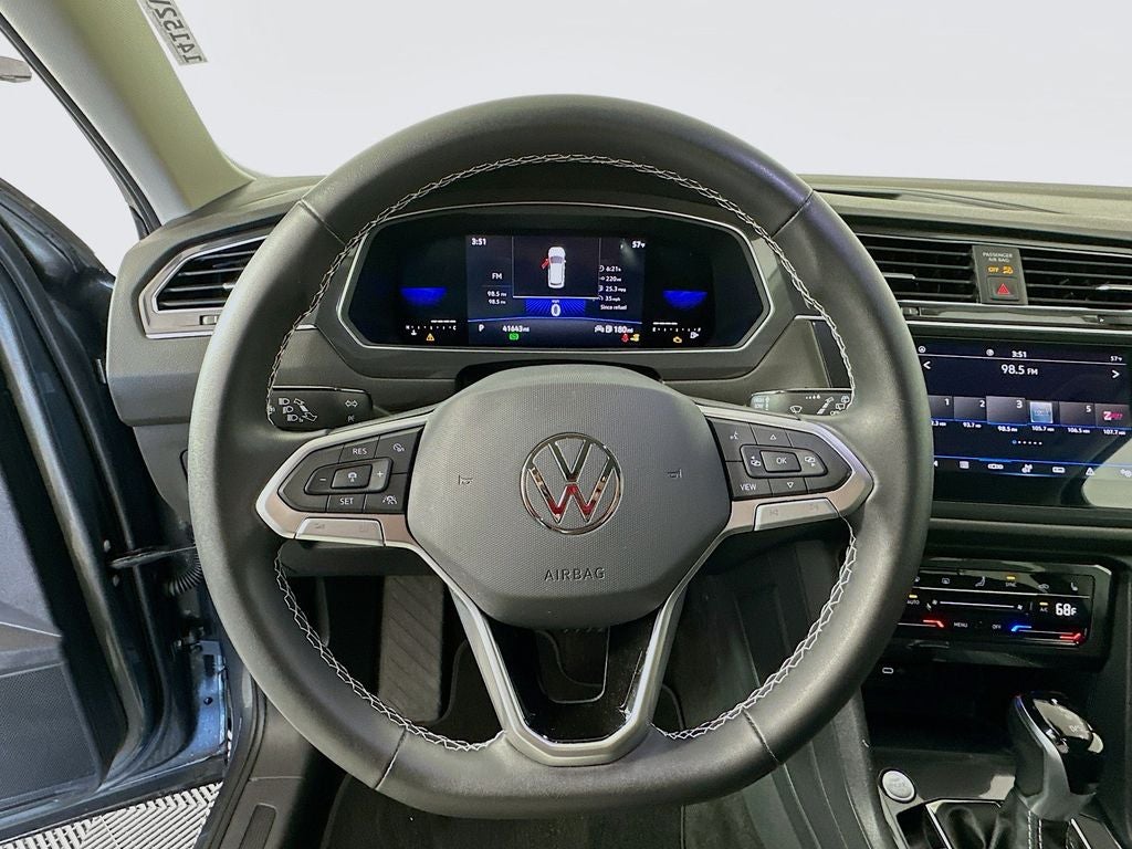 2023 Volkswagen Tiguan SE