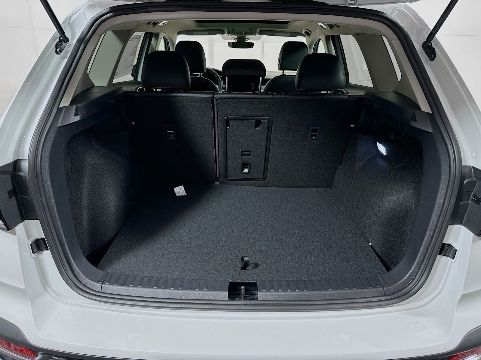 2026 Volkswagen Taos 1.5T SEL
