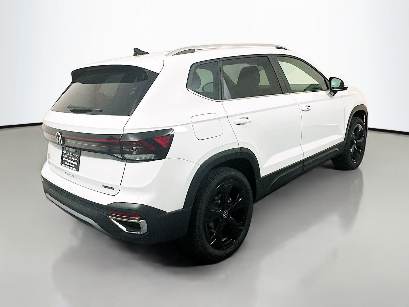 2026 Volkswagen Taos 1.5T SEL