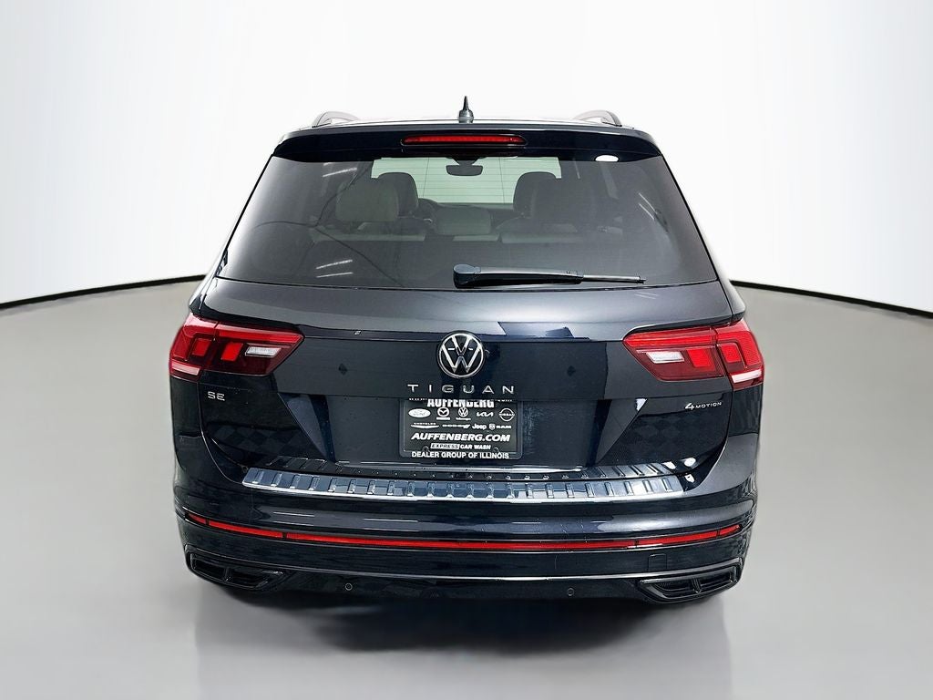2022 Volkswagen Tiguan SE R-Line Black