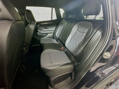 2026 Volkswagen Tiguan 2.0T SEL R-Line