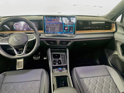 2026 Volkswagen Tiguan 2.0T SEL R-Line Turbo