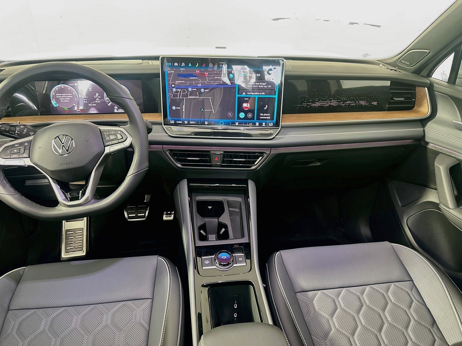 2026 Volkswagen Tiguan 2.0T SEL R-Line Turbo