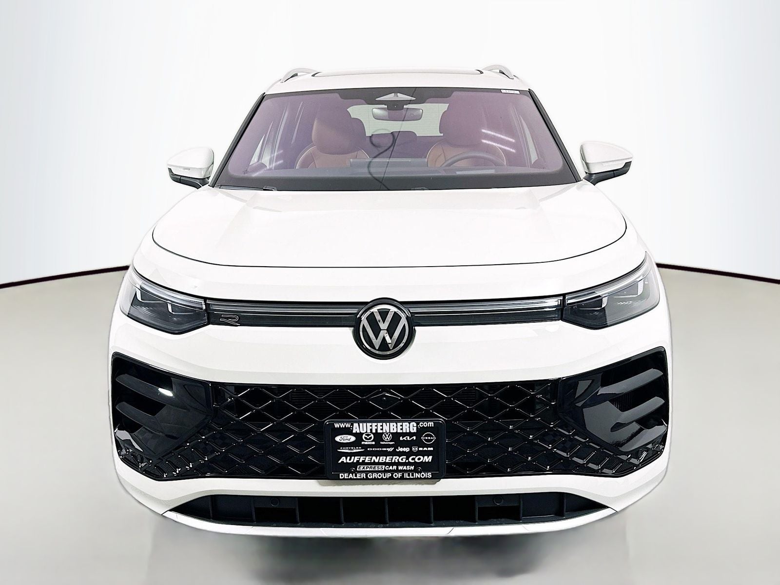 2026 Volkswagen Tiguan 2.0T SEL R-Line