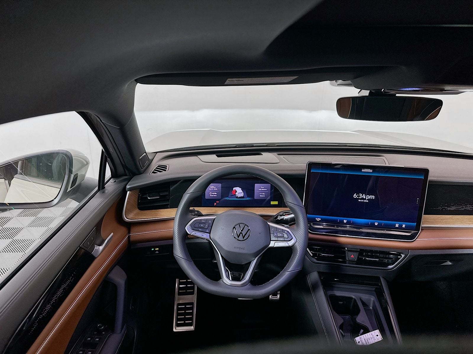 2026 Volkswagen Tiguan 2.0T SEL R-Line
