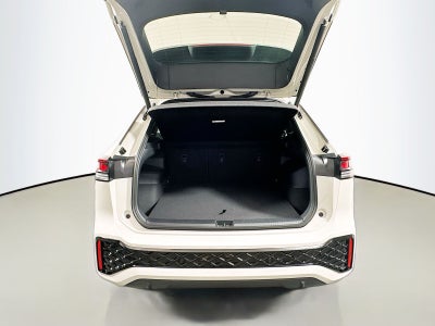 2026 Volkswagen Tiguan 2.0T SEL R-Line