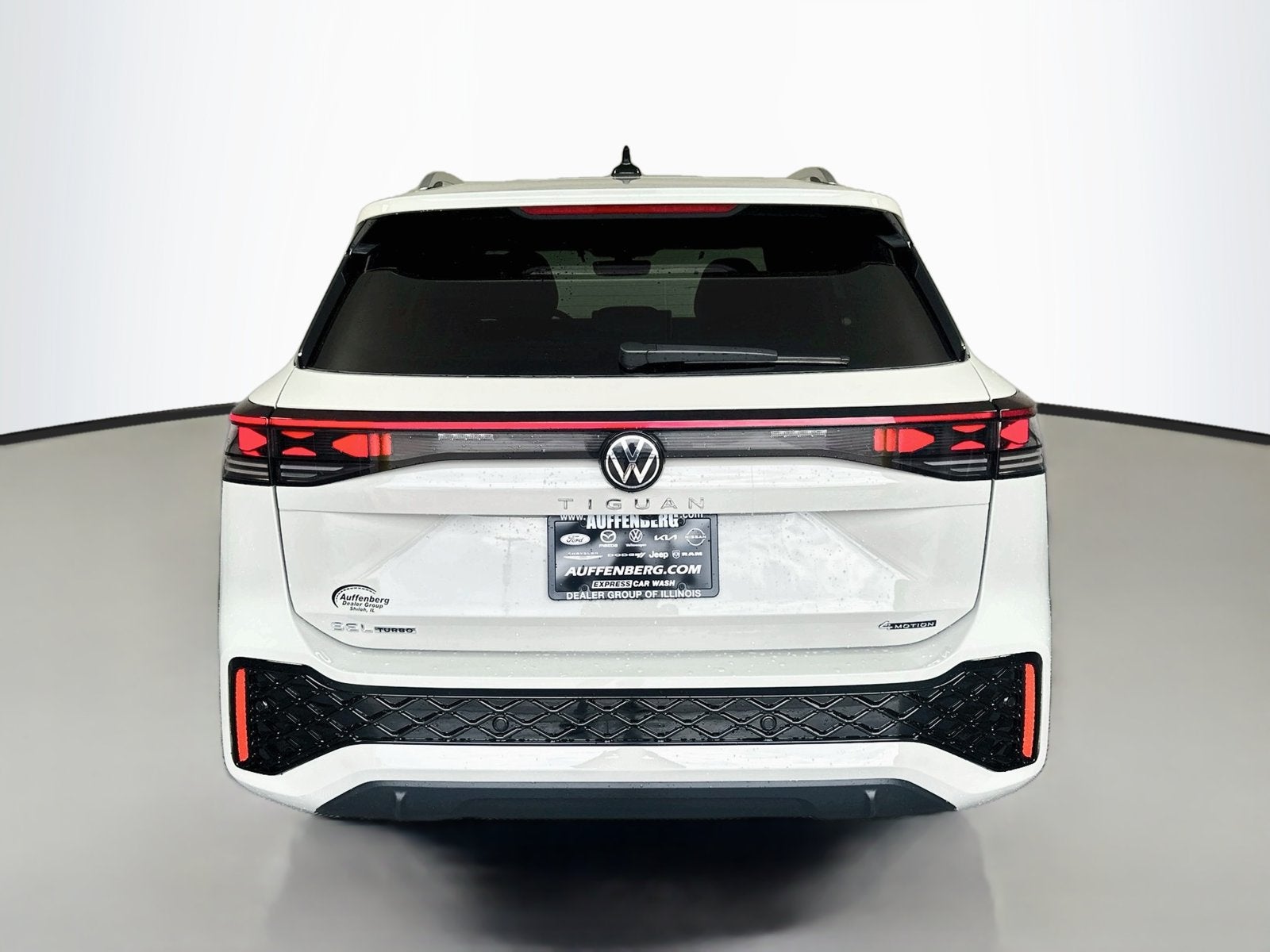 2026 Volkswagen Tiguan 2.0T SEL R-Line Turbo