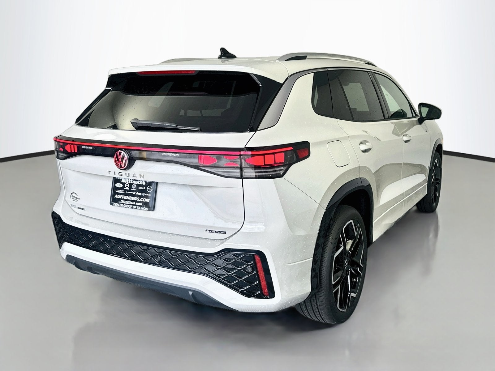 2026 Volkswagen Tiguan 2.0T SEL R-Line Turbo