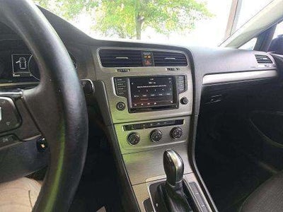 2016 Volkswagen Golf TSI S
