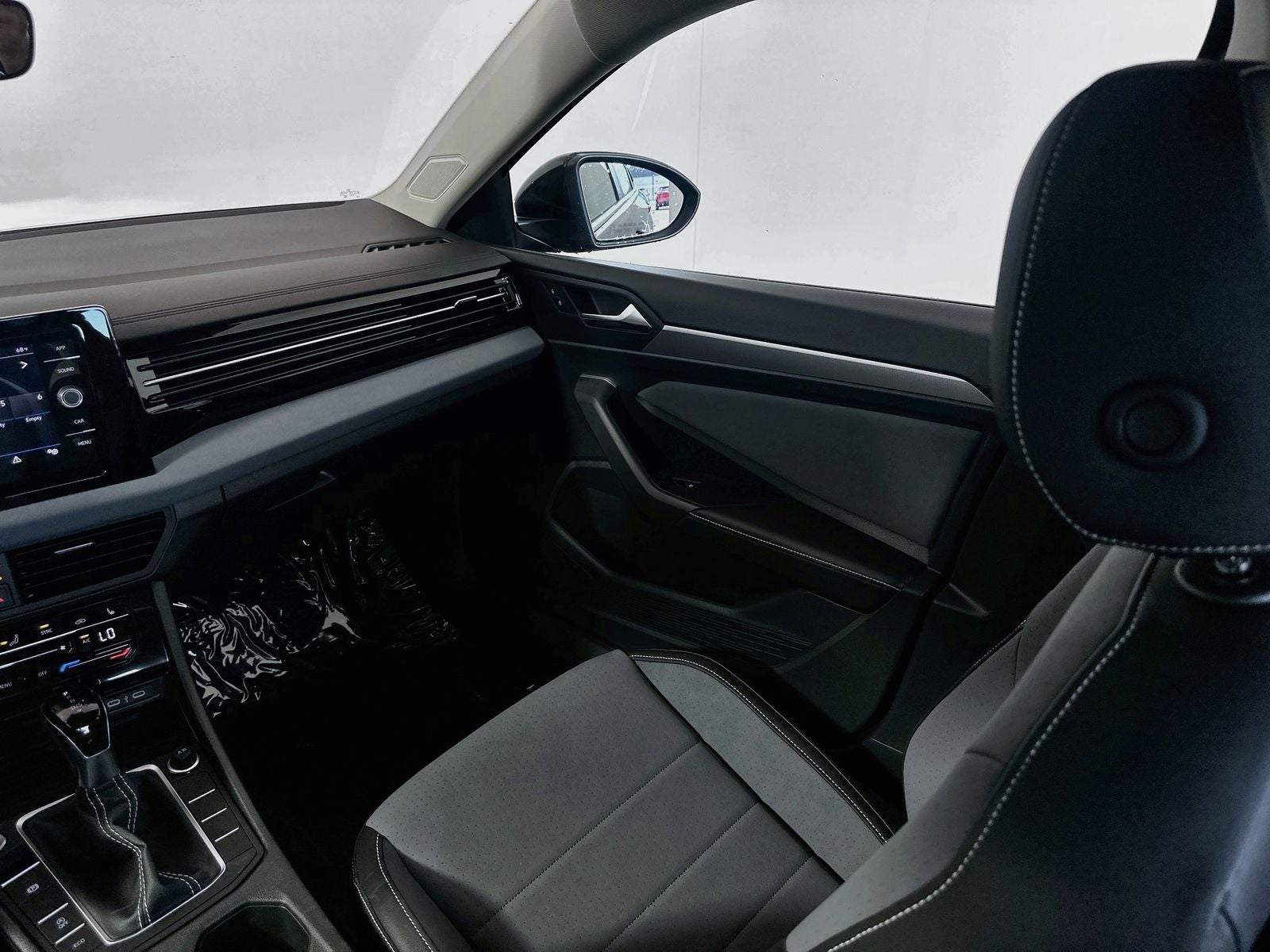 2027 Volkswagen Jetta 1.5T SE