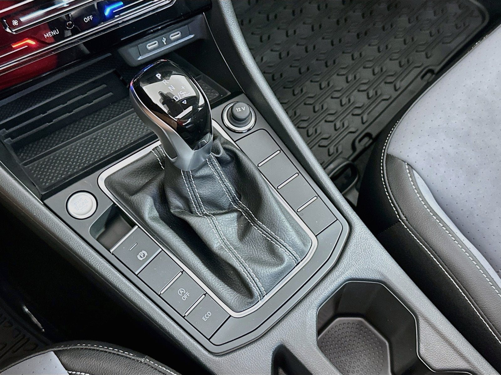 2027 Volkswagen Jetta 1.5T SE