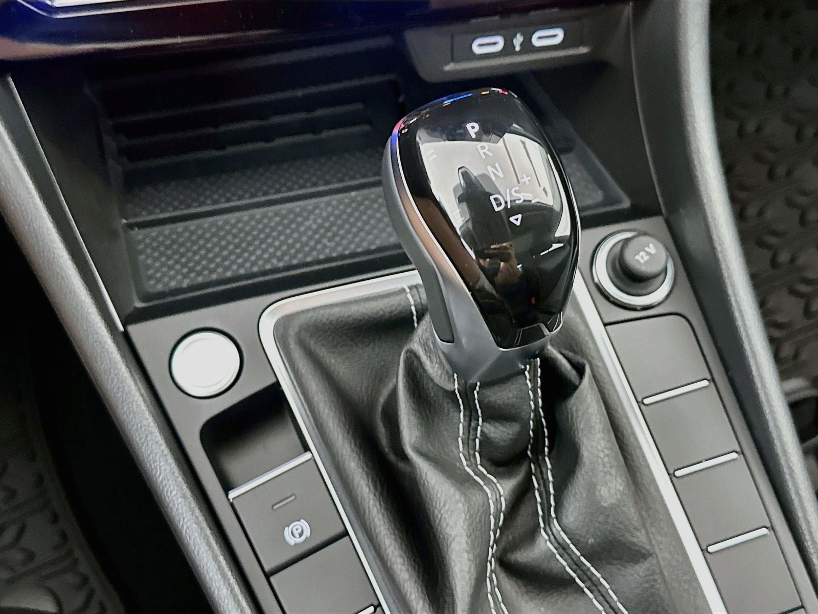 2027 Volkswagen Jetta 1.5T SE