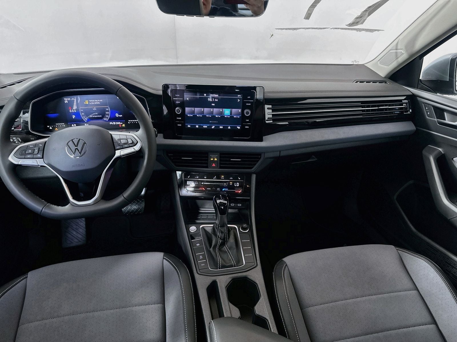2027 Volkswagen Jetta 1.5T SE