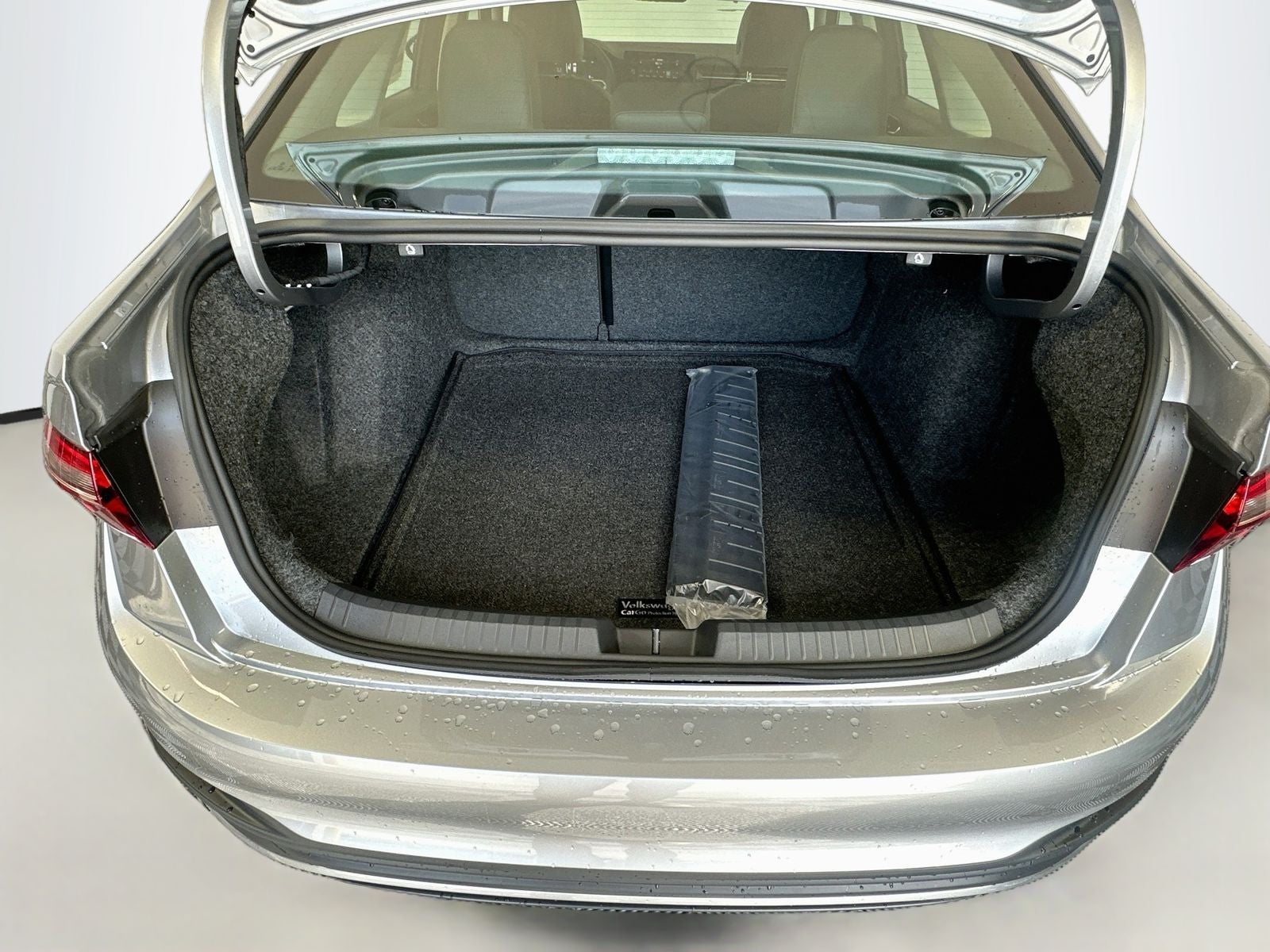 2027 Volkswagen Jetta 1.5T SE