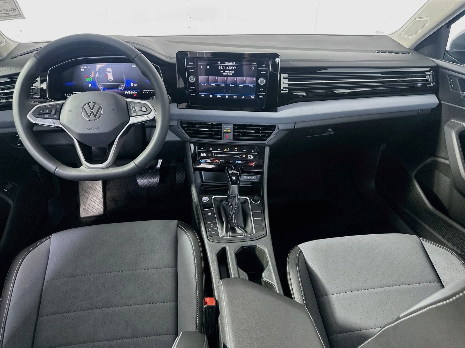 2027 Volkswagen Jetta 1.5T SE