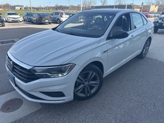 2019 Volkswagen Jetta R-Line