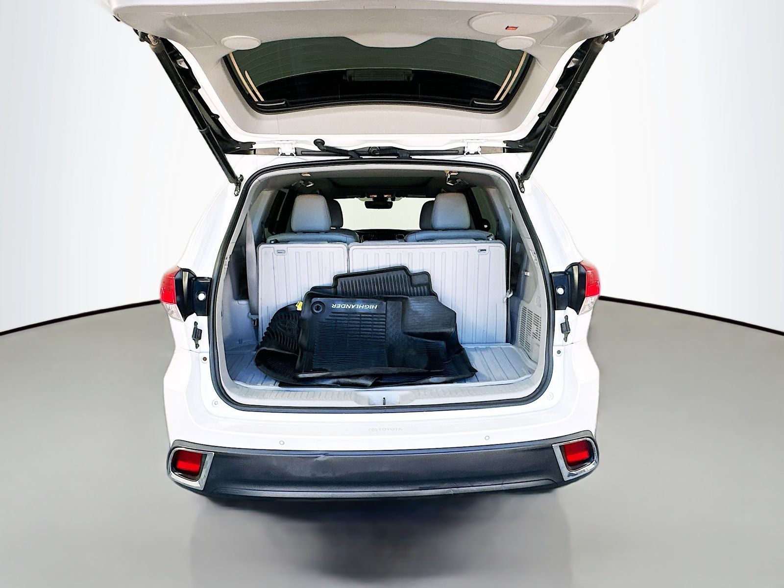 2019 Toyota Highlander Limited Platinum