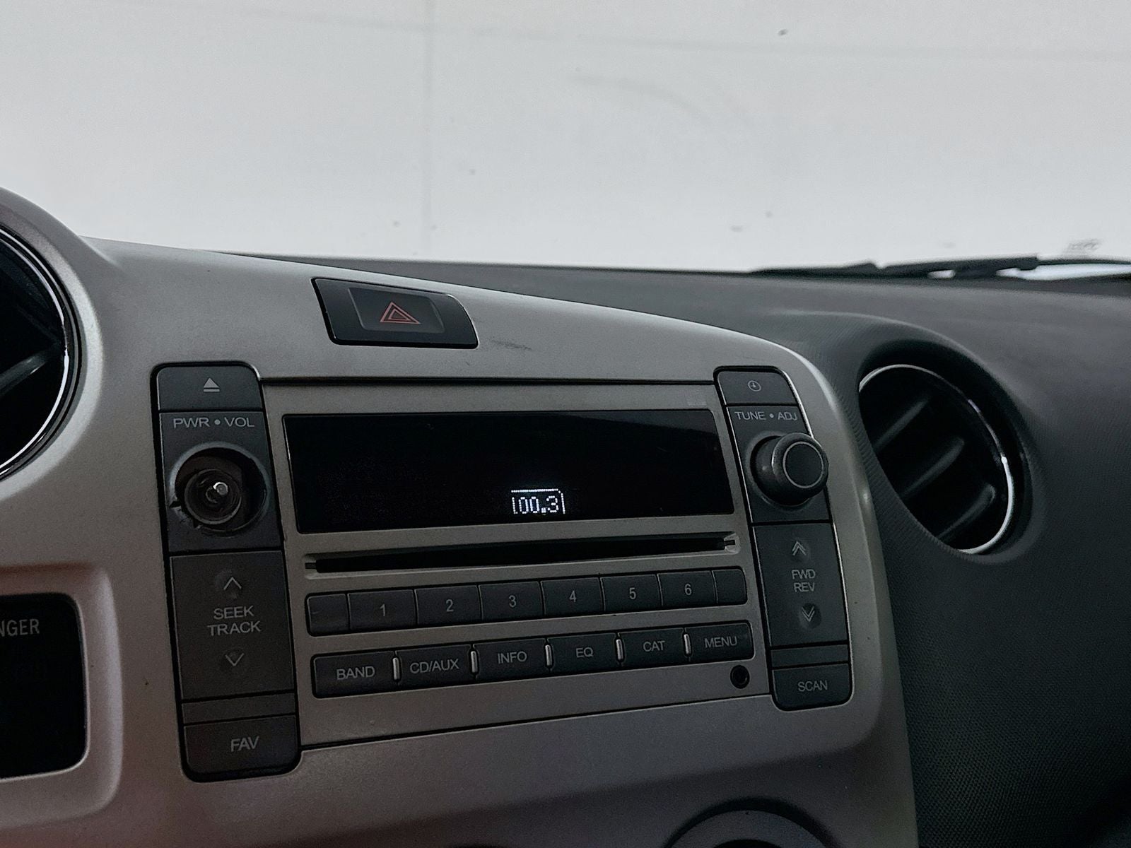 2010 Pontiac Vibe w/1SA