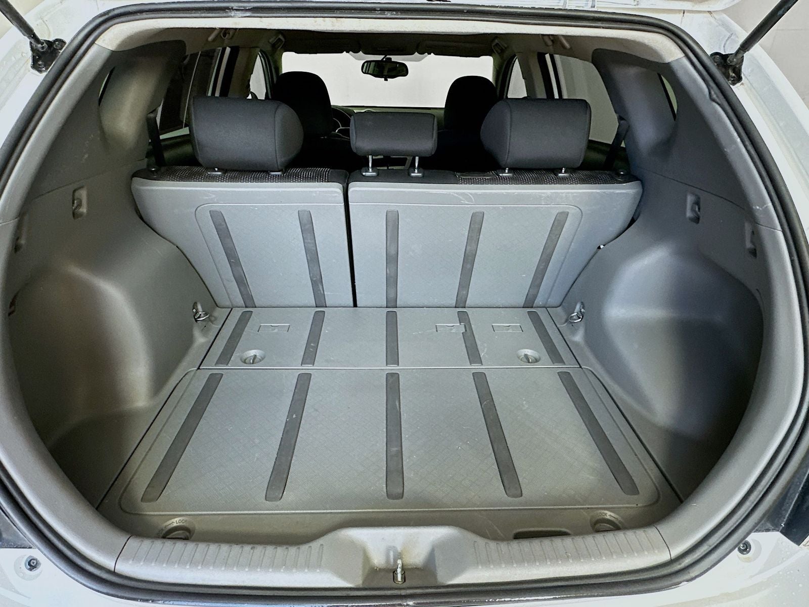 2010 Pontiac Vibe w/1SA