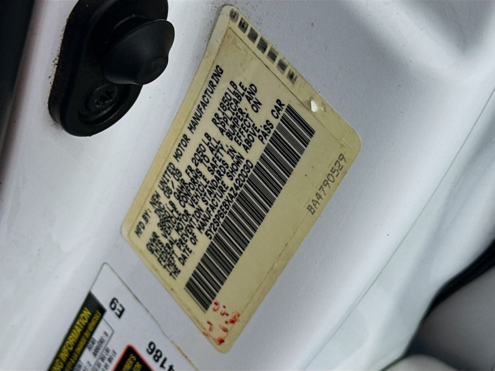 2010 Pontiac Vibe w/1SA