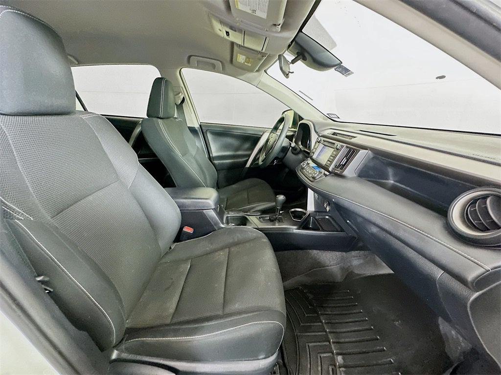 2018 Toyota RAV4 Hybrid LE