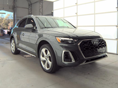 2022 Audi Q5 S line Premium Plus