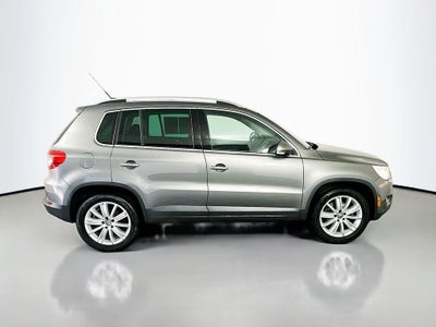2011 Volkswagen Tiguan SE
