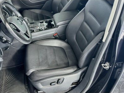 2016 Volkswagen Touareg Sport