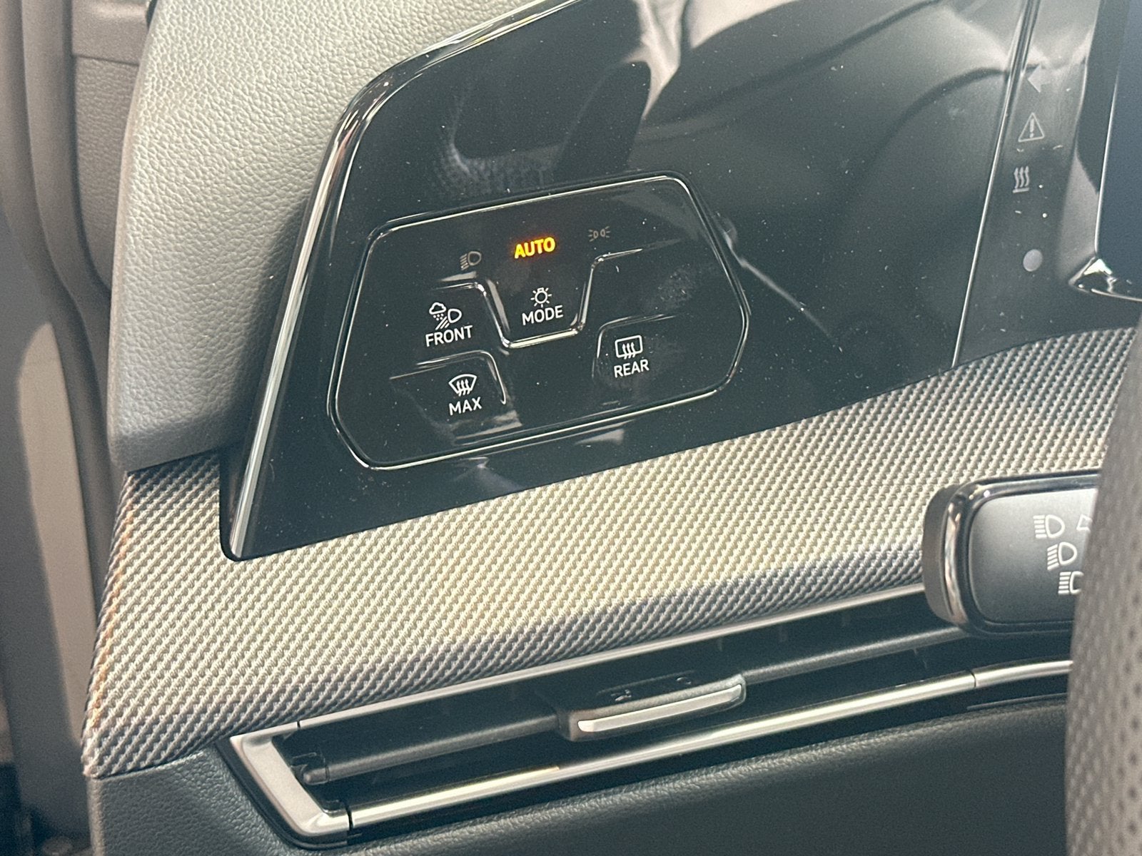 2026 Volkswagen Golf R 2.0T