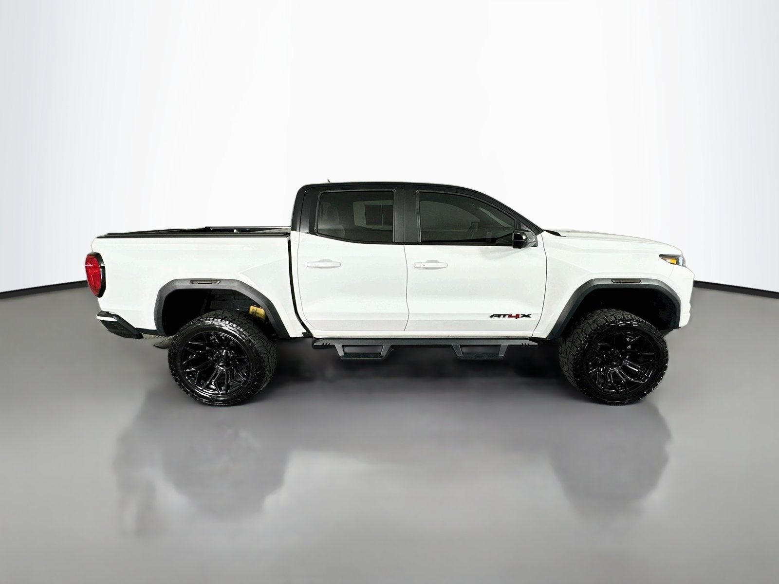 2023 GMC Canyon AT4X